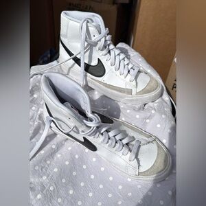 Nike blazers 5.5Y